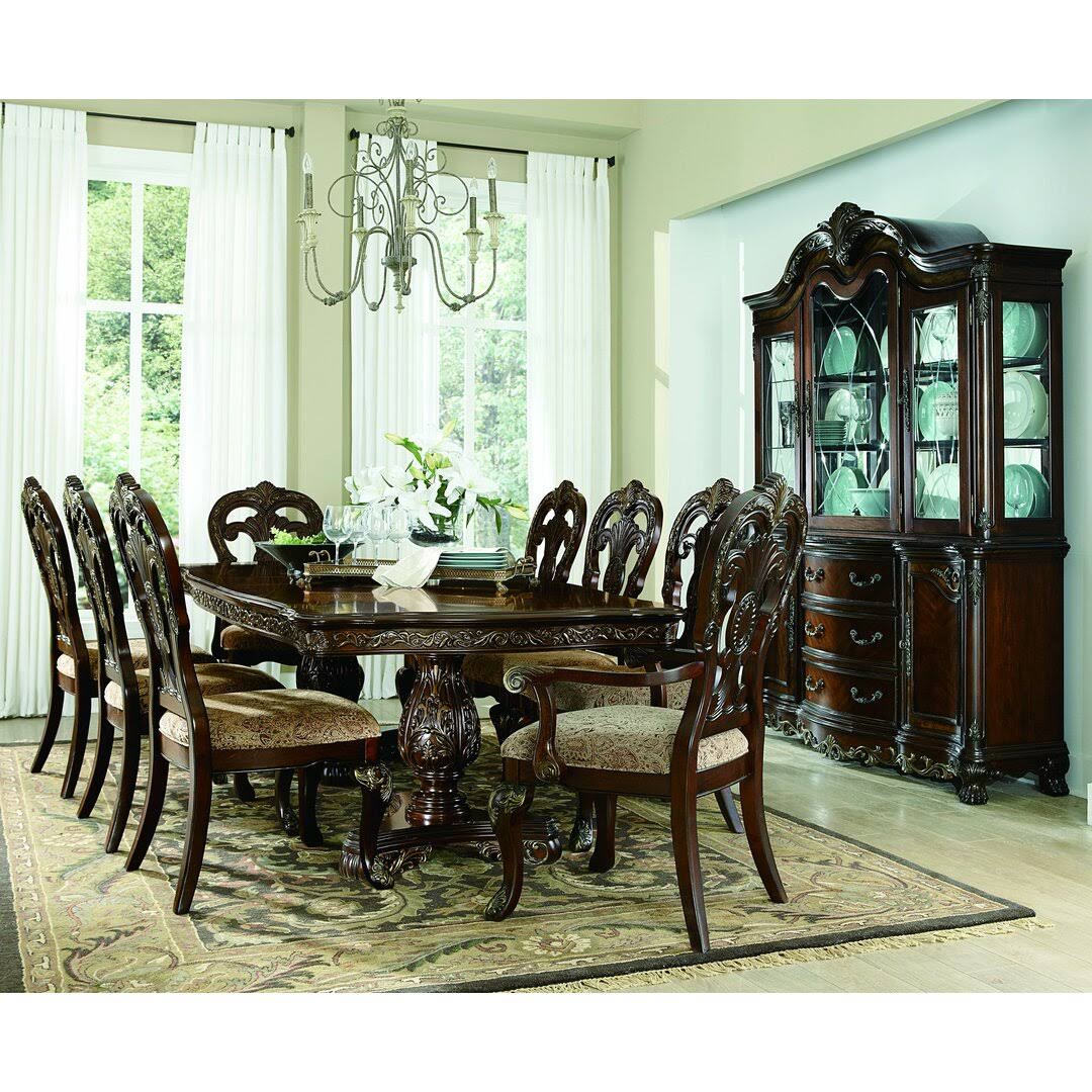 8 Person Extendable Dining Set